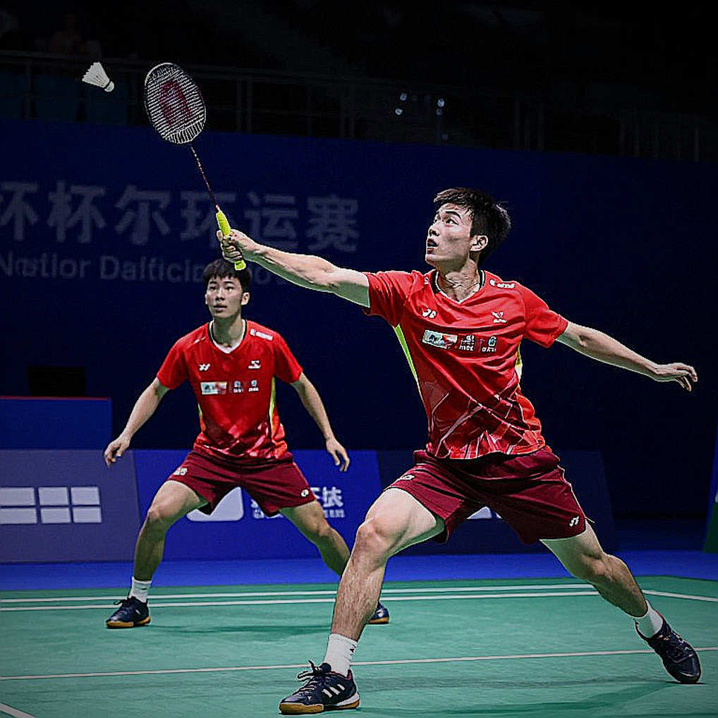 Kumamoto Masters 2026: Thạch Vũ Kỳ rút lui, Lý Thi Phong lĩnh ấn cầu lông nam Trung Quốc