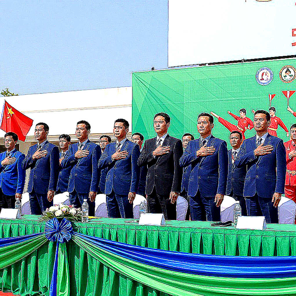 Bản đồ đai vô địch MMA liên giải: hai tấm đai cùng tên, hai cơ thể khác nhau