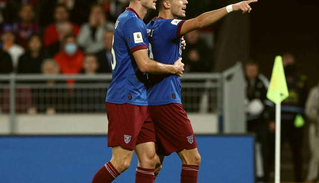 Rodri chọn Barcelona thay vì Real Madrid: Một thương vụ miễn phí và cái bẫy tiền lương của La Liga Rodri chọn Barcelona thay vì Real Madrid: Một thương vụ miễn phí và cái bẫy tiền lương của La Liga