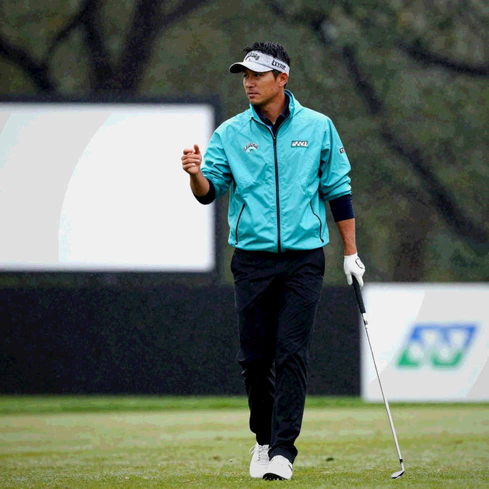 Gió Đổi Chiều Trên Sân Golf: Vì Sao Áo Khoác Gió Đang Thay Thế Quarter-Zip? Gió Đổi Chiều Trên Sân Golf: Vì Sao Áo Khoác Gió Đang Thay Thế Quarter-Zip?