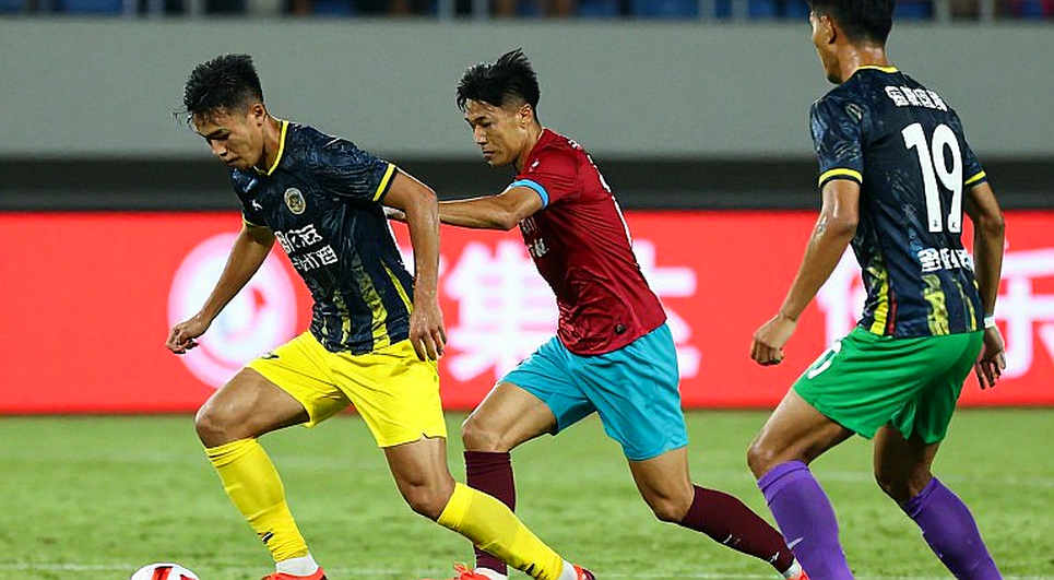 Chấn thương của Shibayama: Khi tấm bảng cổ vũ che giấu cơn khủng hoảng tài chính