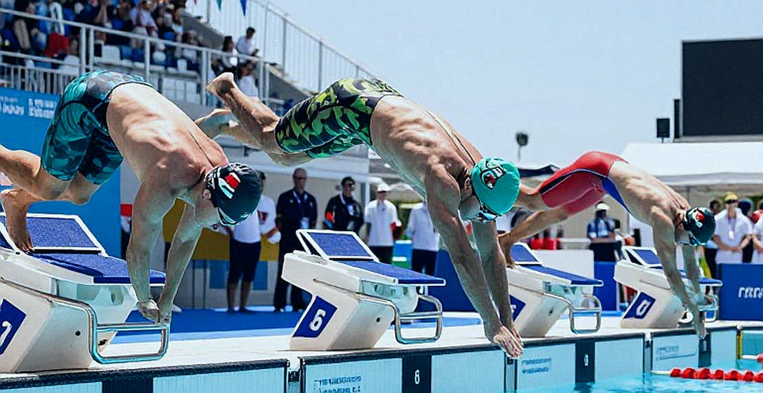 Kỷ lục tiếp sức 4x100m tự do và màn trình diễn ấn tượng của Joshua Yong tại WA Age & Open Short Course Championships 2026