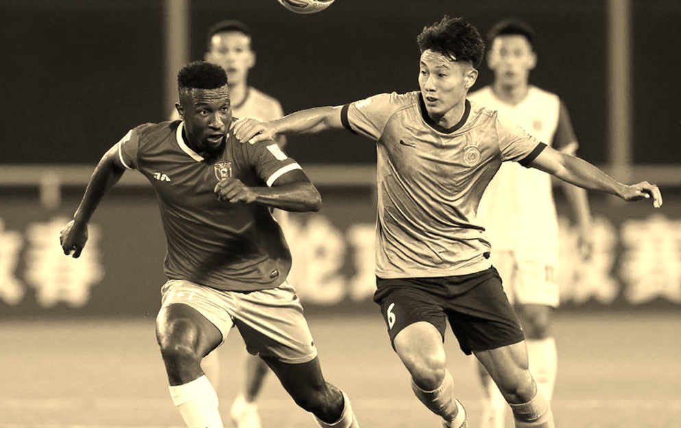 Cậu học sinh 16 tuổi, bốn bàn thắng, và vết nứt ở phút 90: Arsenal học lại bài học tập trung Cậu học sinh 16 tuổi, bốn bàn thắng, và vết nứt ở phút 90: Arsenal học lại bài học tập trung