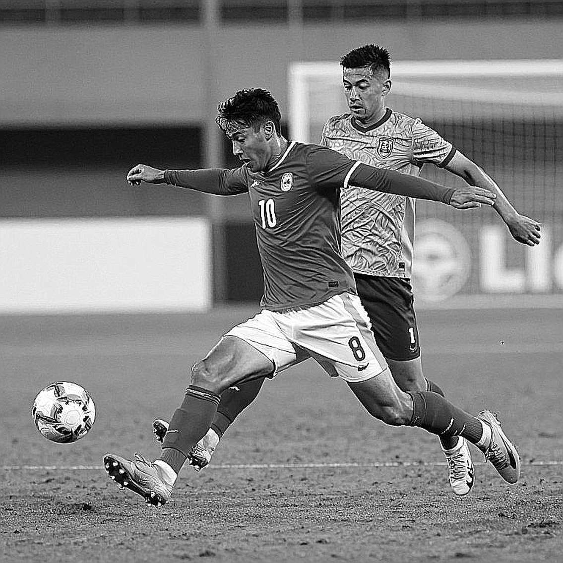 Bóng đá Việt Nam và nút thắt 22,9%: Vì sao V.League chưa dạy được lối chơi kiểm soát